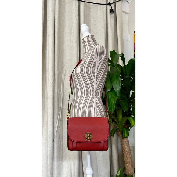 ♦️♦️ TORY BURCH AUTHENTIC DEEP RED ALASTAIR RUNWAY SADDLE BAG ♦️♦️ - Picture 14 of 16